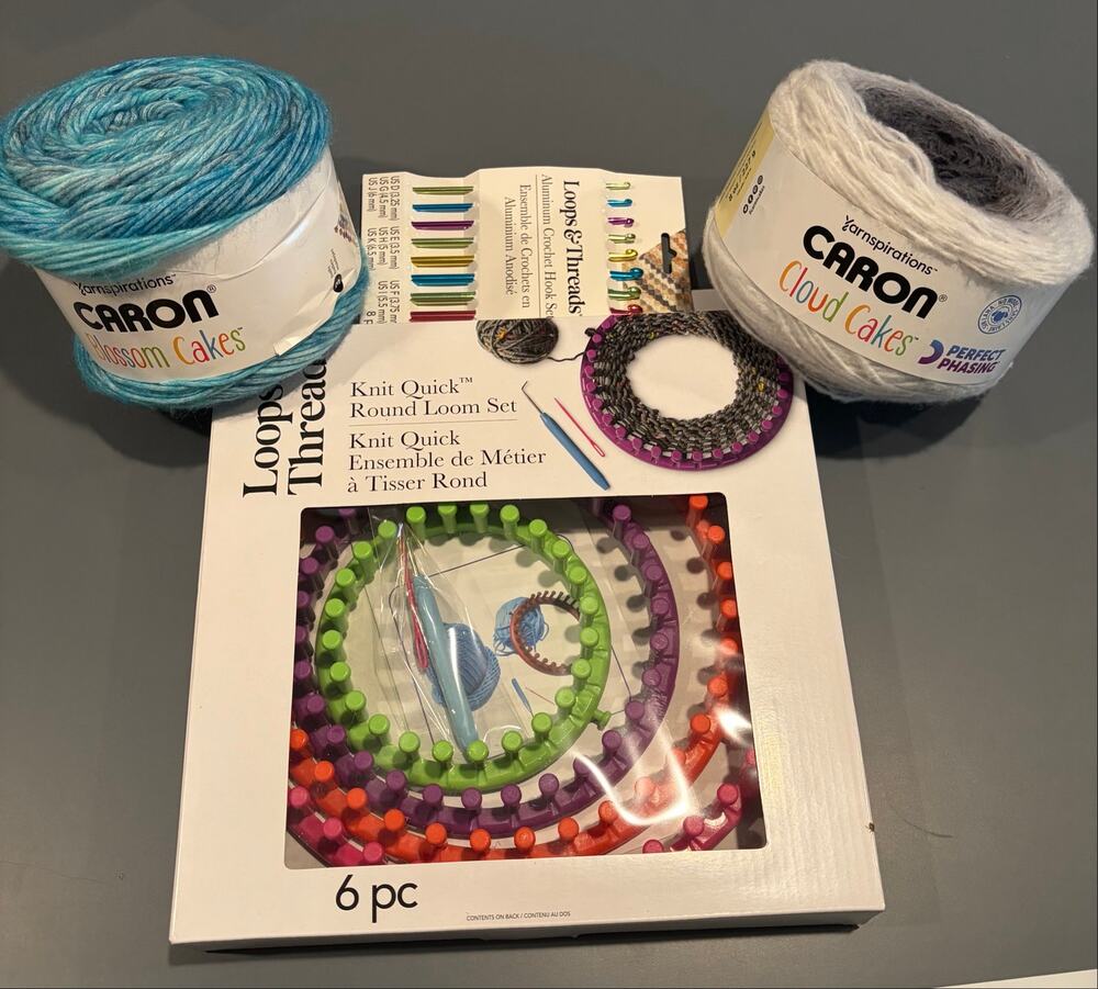 Knit Quick Round Loom Set Bundle with Extra Yarn and Crochet Hooks
